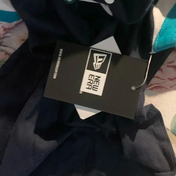 NWT New Era  Seattle Mariners Baseball Graphic Short Sleeve T-Shirt Size X-Large - Picture 8 of 8